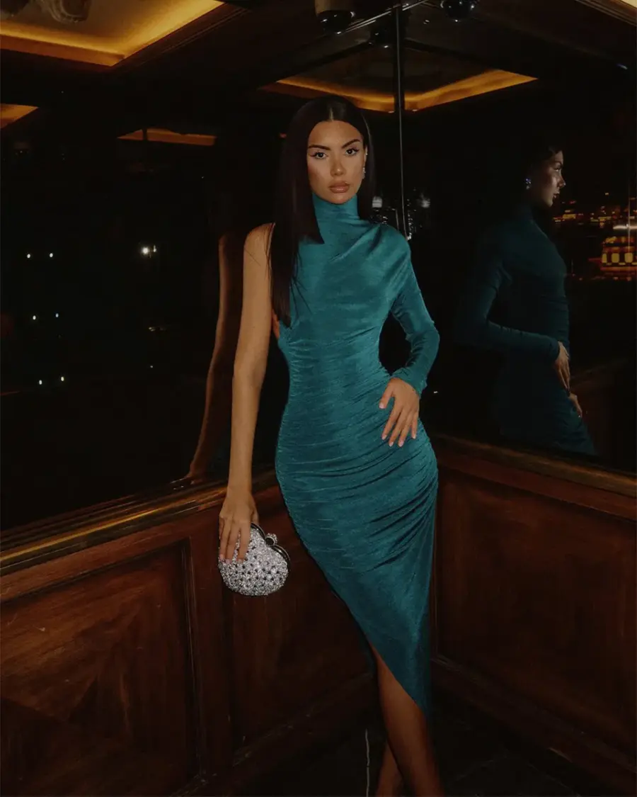 sUBQEhcM0l6EbwI9udbJZ maxi haljina