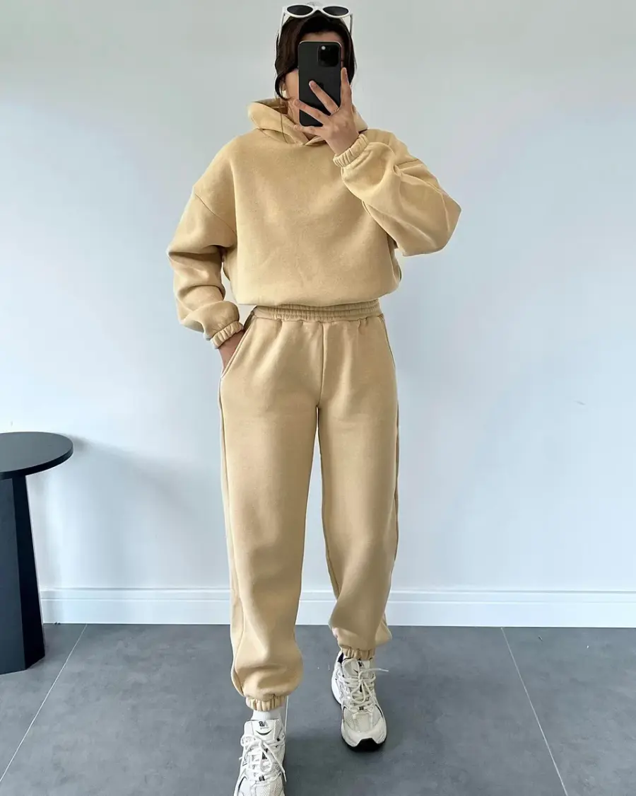 nhZE4HcJIiDAkmtMLvOCQ termo trenerka