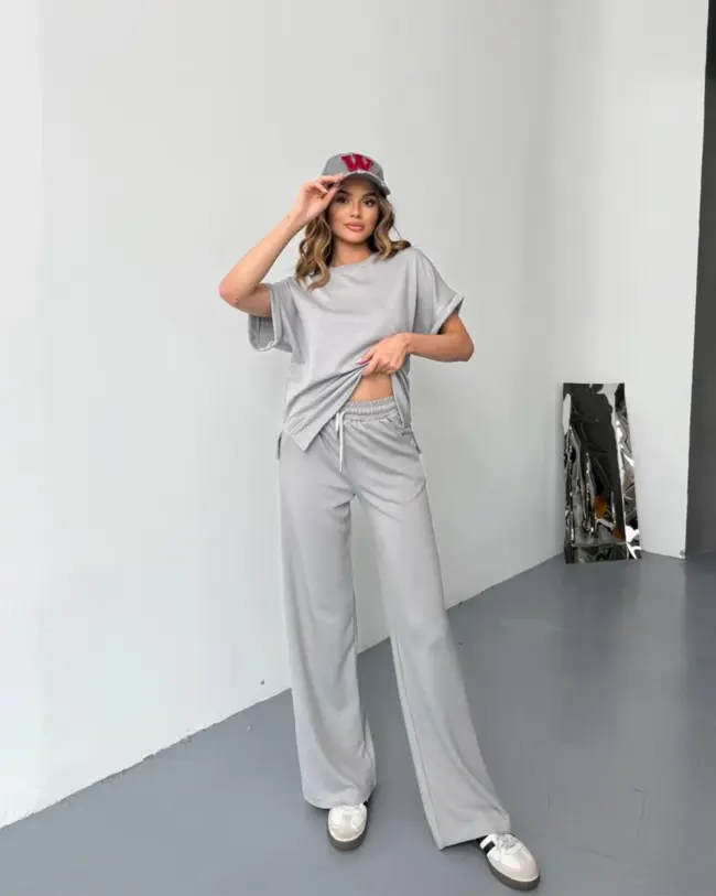 Dvodjelni set Jade - svijetlo sivi