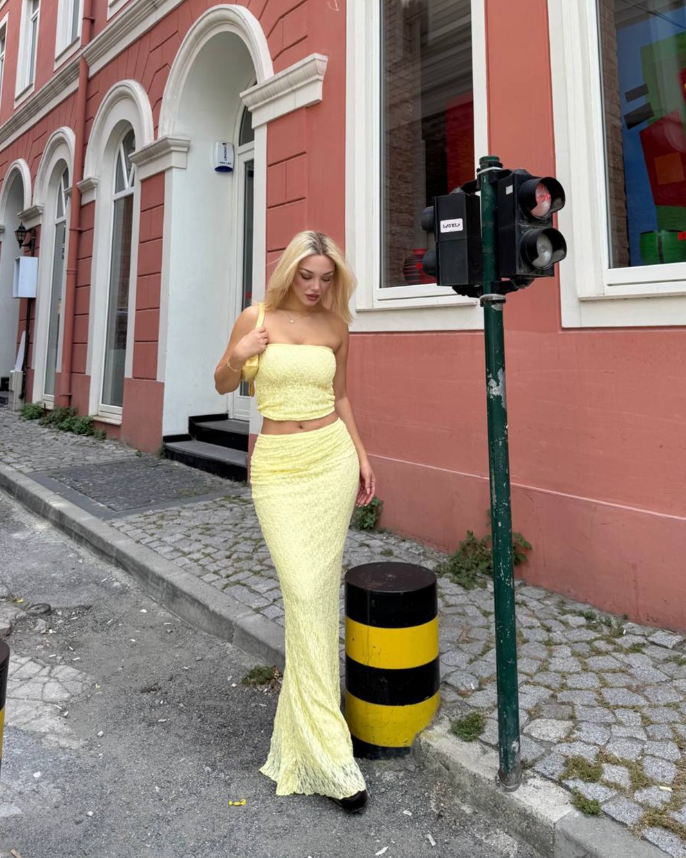 Dvodjelni set Hali - žuti