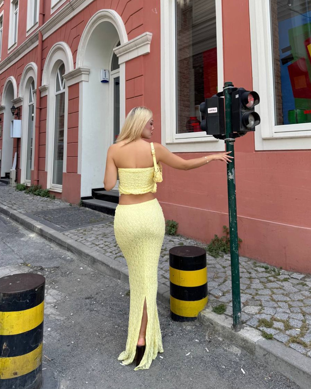 Dvodjelni set Hali - žuti