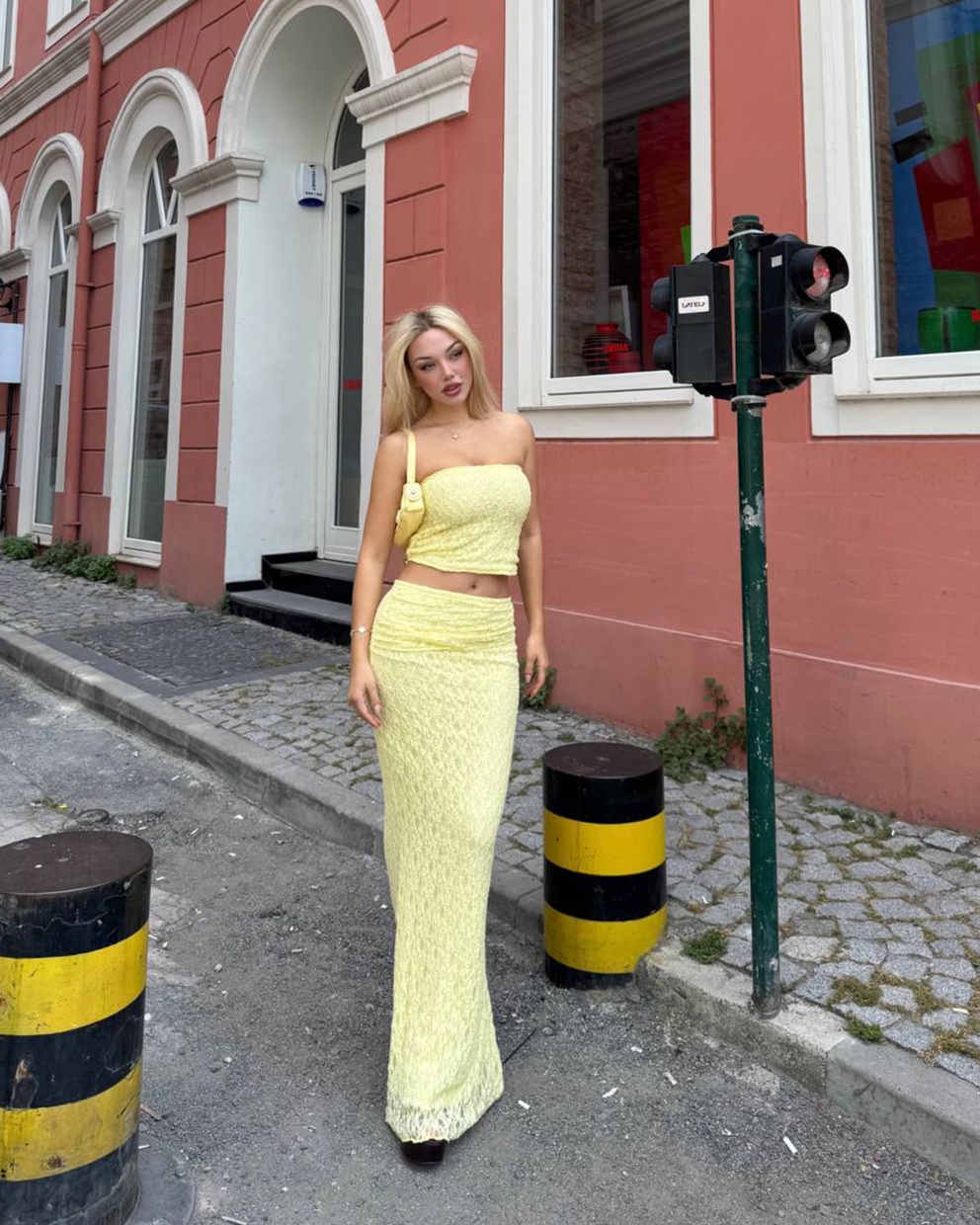 Dvodjelni set Hali - žuti