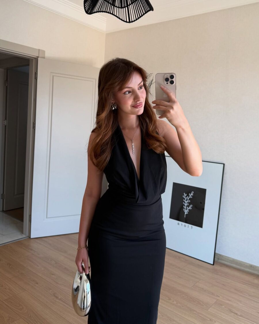 0F9uXt7-U1r01oTpQsUIv haljina