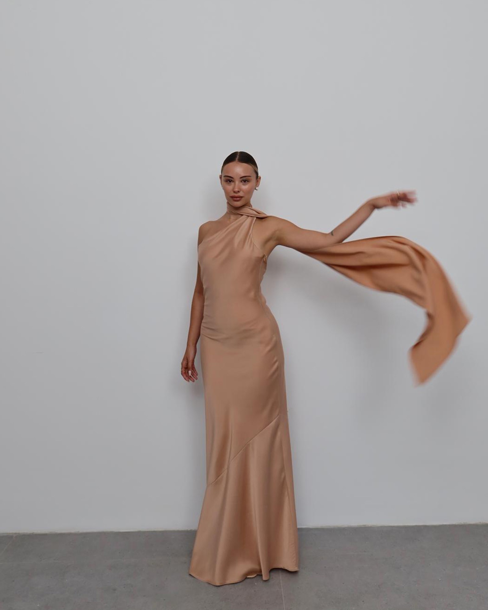 Maxi haljina Indiana - bež 1 maxi haljina