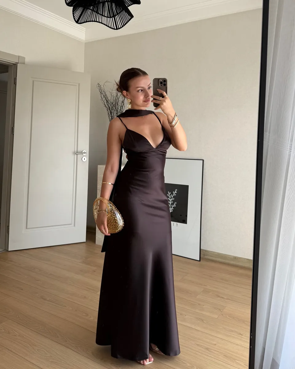 Midi haljina Dimitri - smeđa - Slika 8