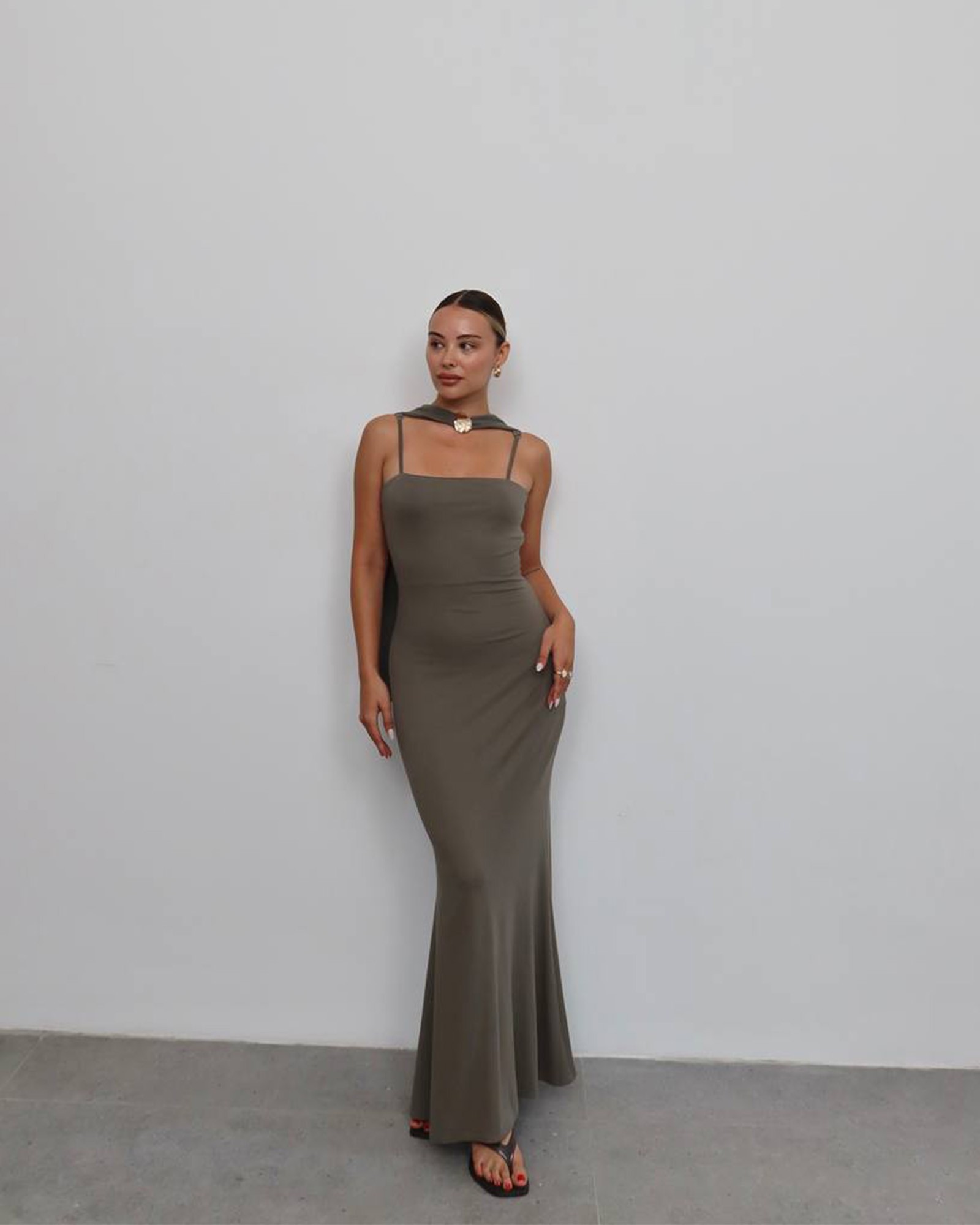 Maxi haljina Jordyn - maslinasta - Slika 5