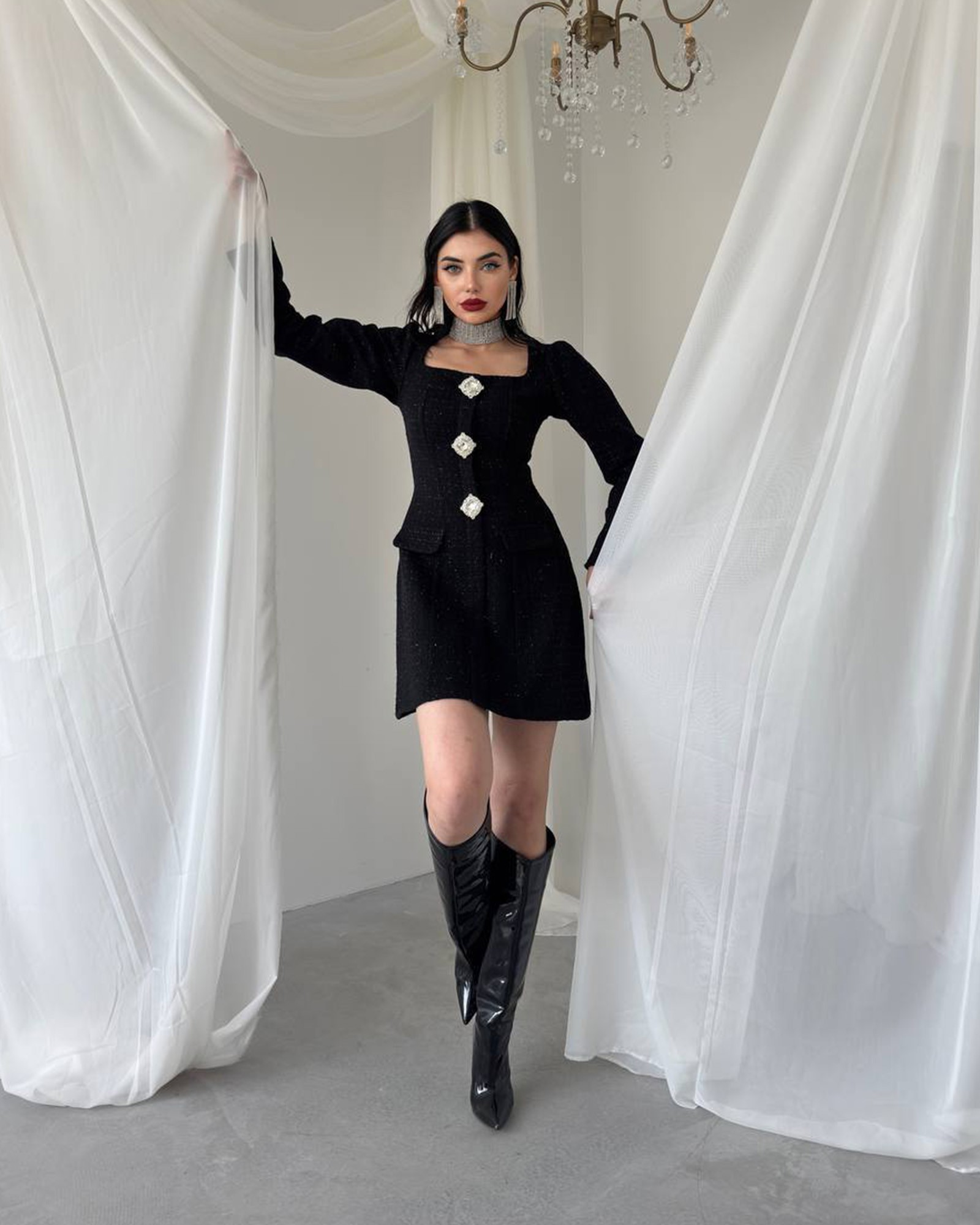 Mini haljina Lauserna - crna - Slika 8