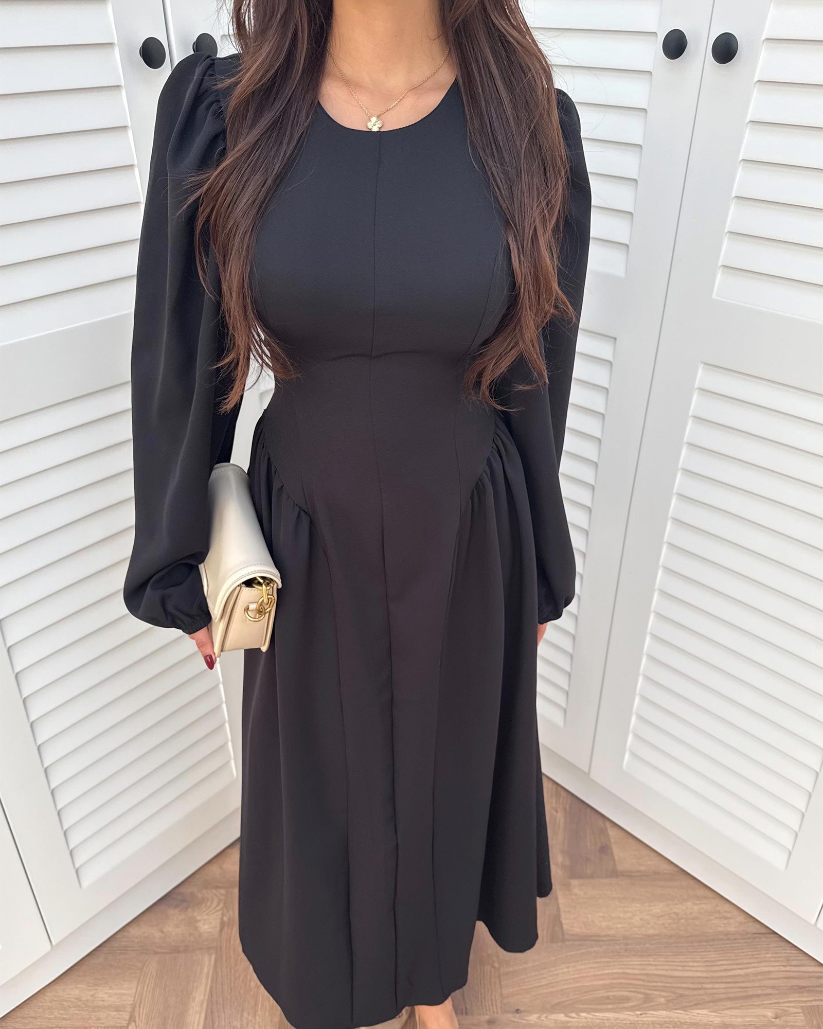 Midi haljina Costanza - crna - Slika 4