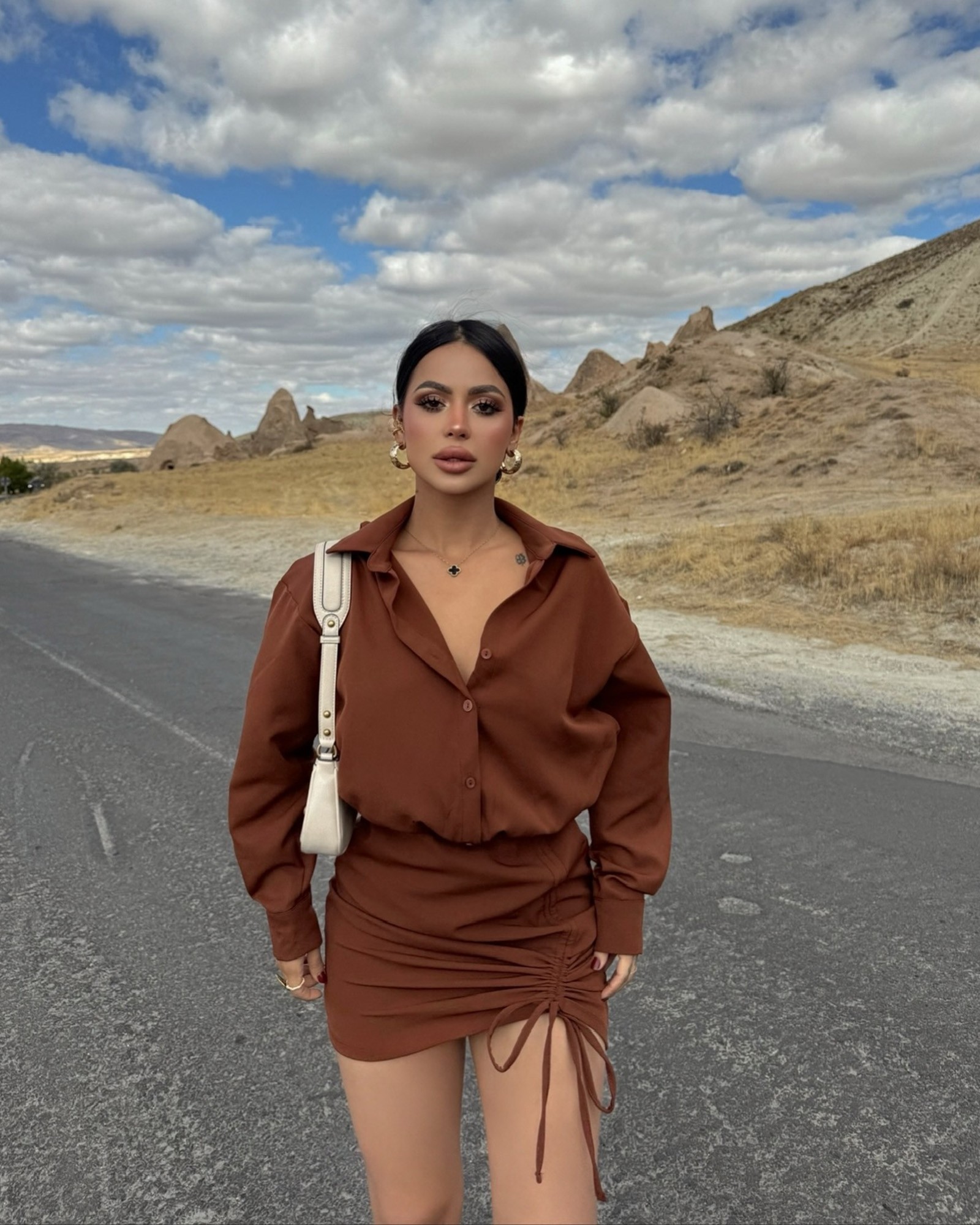 Mini haljina Soelen - smeđa - Slika 3