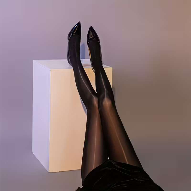 Ženske štrample-najlonke sa "hot oil" efektom - crne