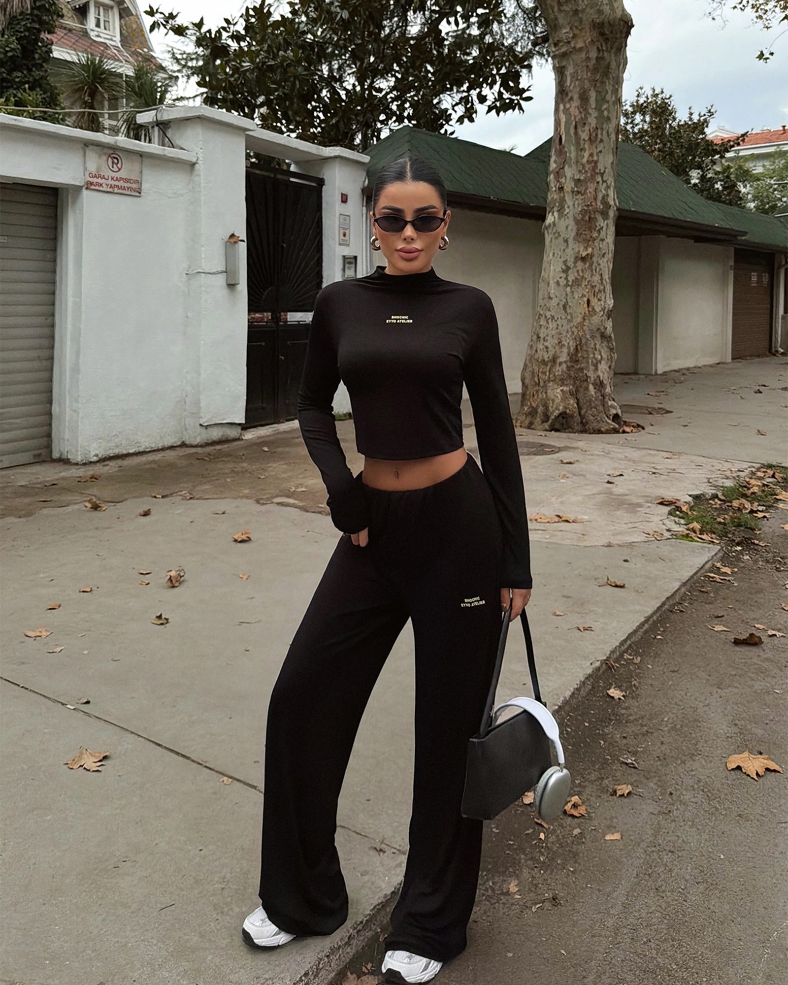 Dvodjelni set Revees - crni - Slika 2