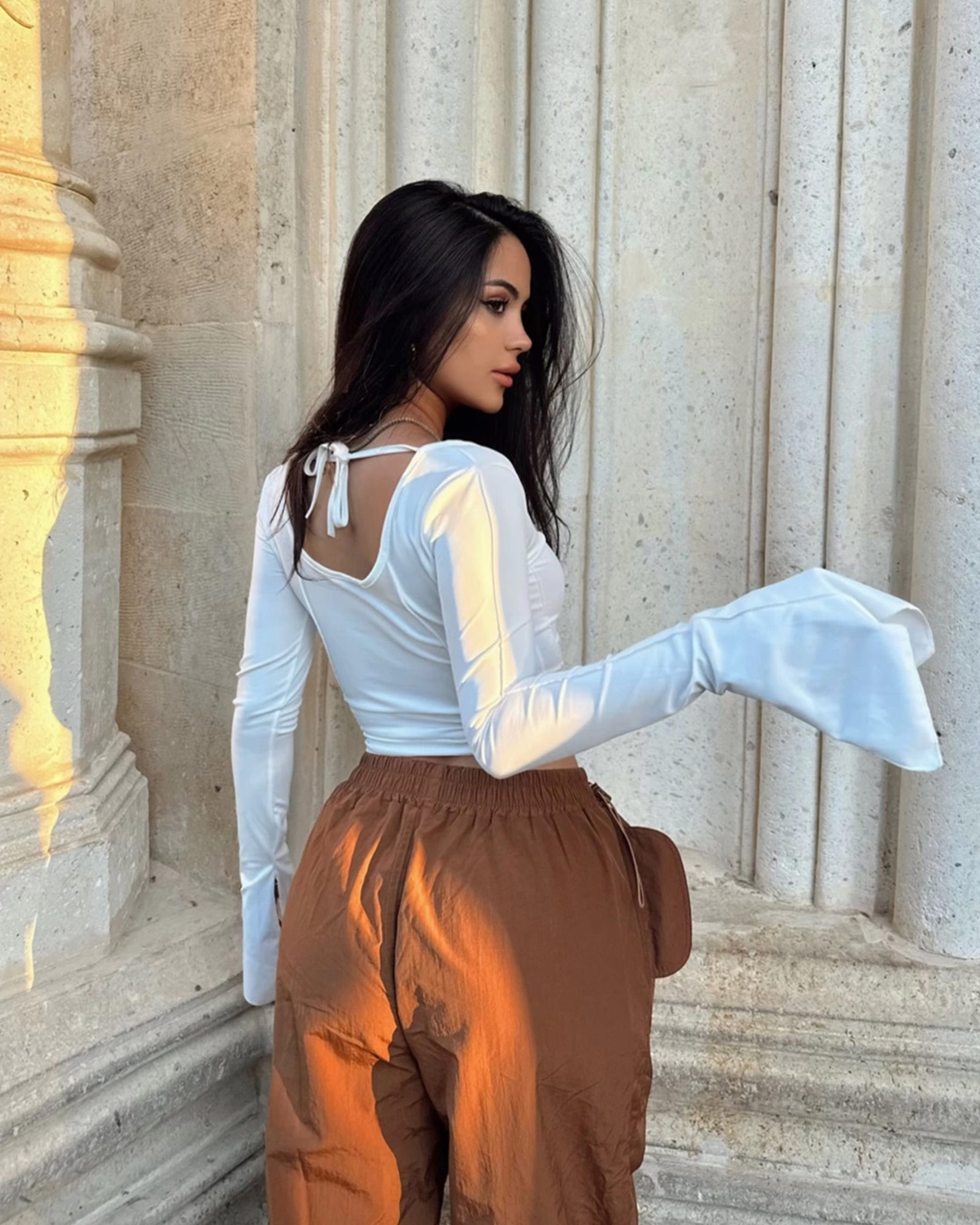 Crop majica Natasha - bijela - Slika 2