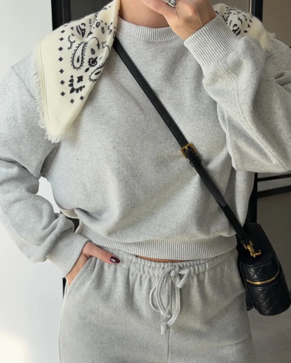 Dvodjelni set Michelle - svijetlosivi - Slika 4