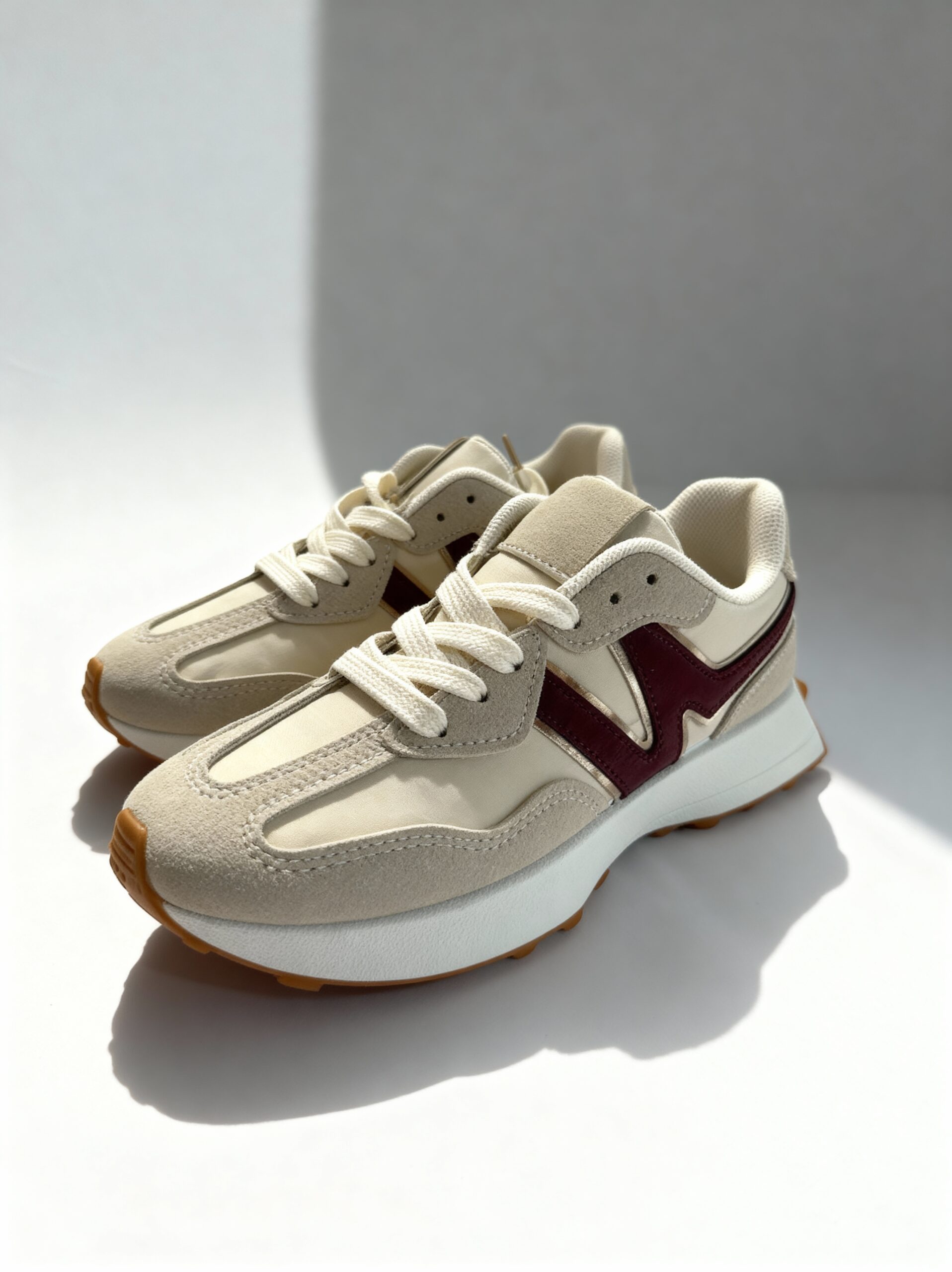 Patike RetroFlow - bež sa bordo detaljima