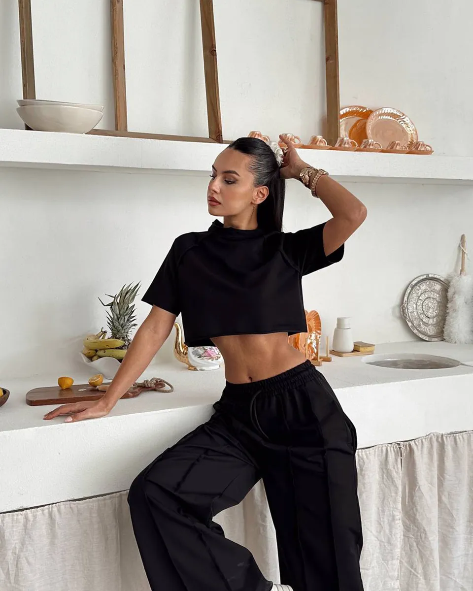 Dvodjelna trenerka Polina - crna - Slika 3