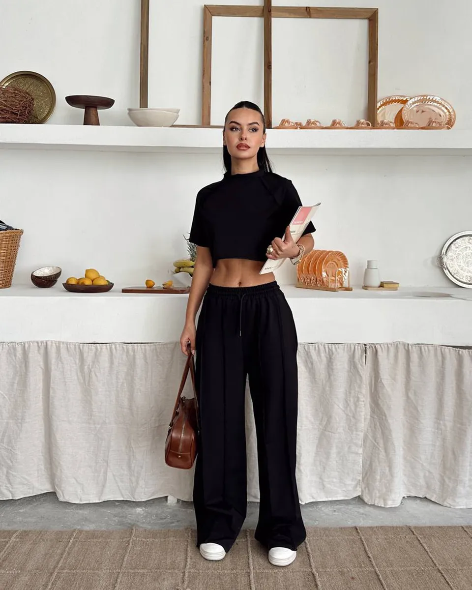 Dvodjelna trenerka Polina - crna - Slika 2