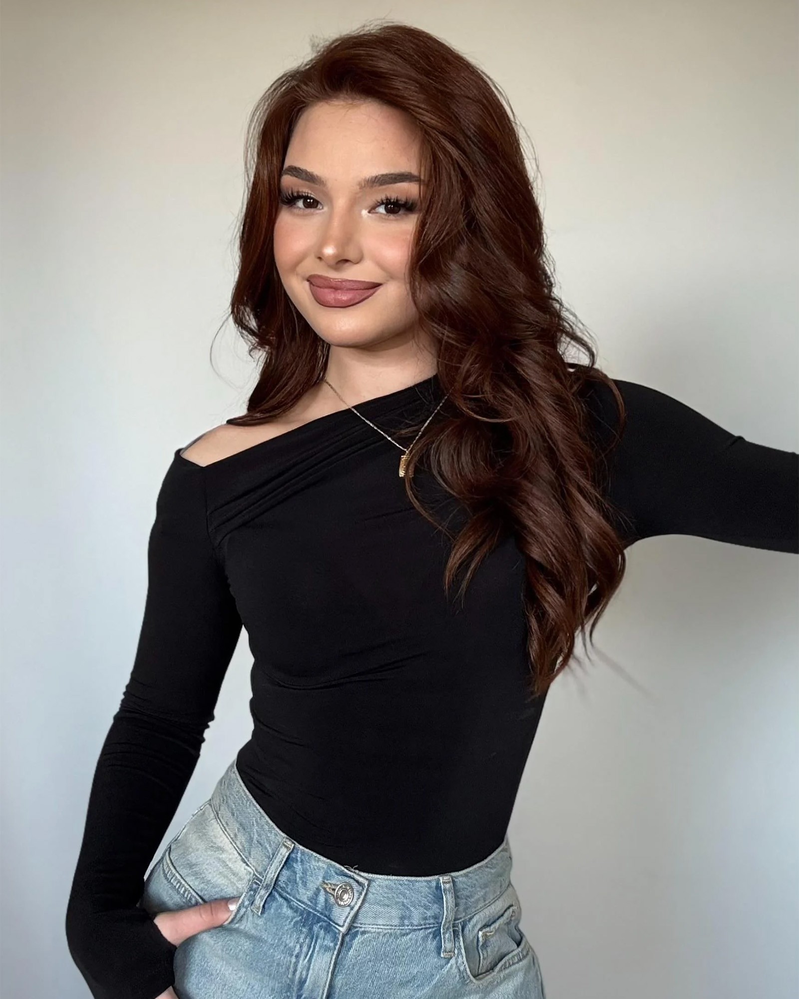 Majica Maggie - crna - Slika 3