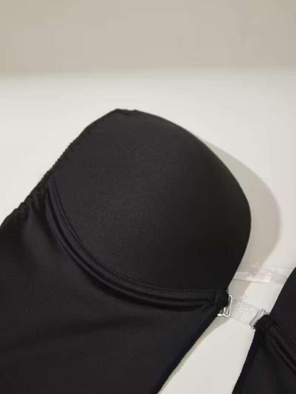 Deep cut body sa umetnutim korpicama i brazilkama - crni 10 Lunatik