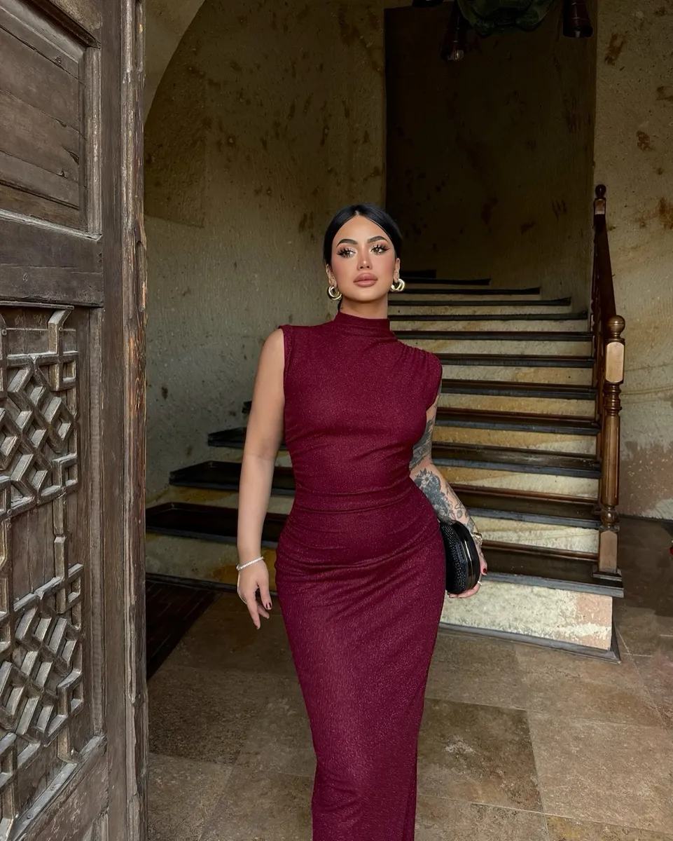 Midi haljina sa šljokicama Shira - bordo 2 Midi haljina sa šljokicama Shira - bordo - Slika 2