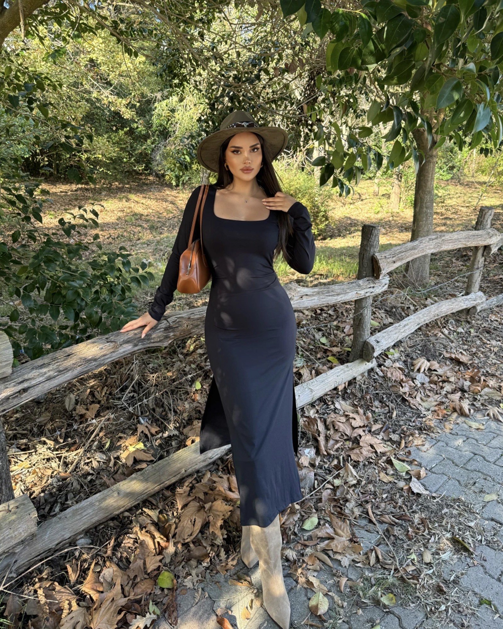 Midi haljina Zelinda - crna 5 Midi haljina Zelinda - crna - Slika 5