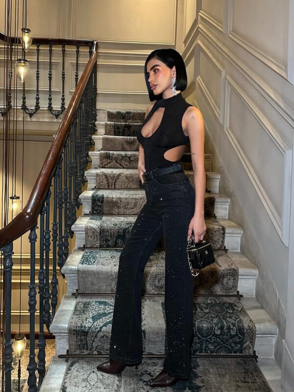 Farmerice sa cirkonima Mansi - crne 8 Lunatik