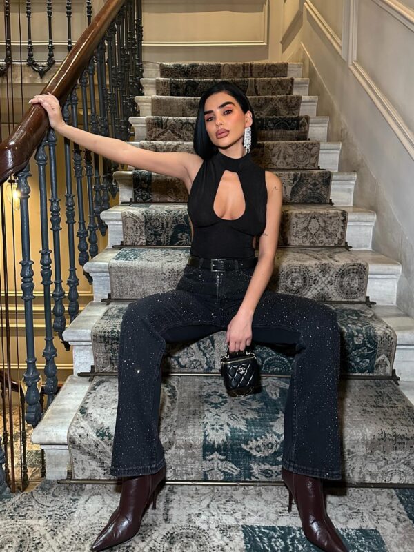 Farmerice sa cirkonima Mansi - crne 9 Lunatik