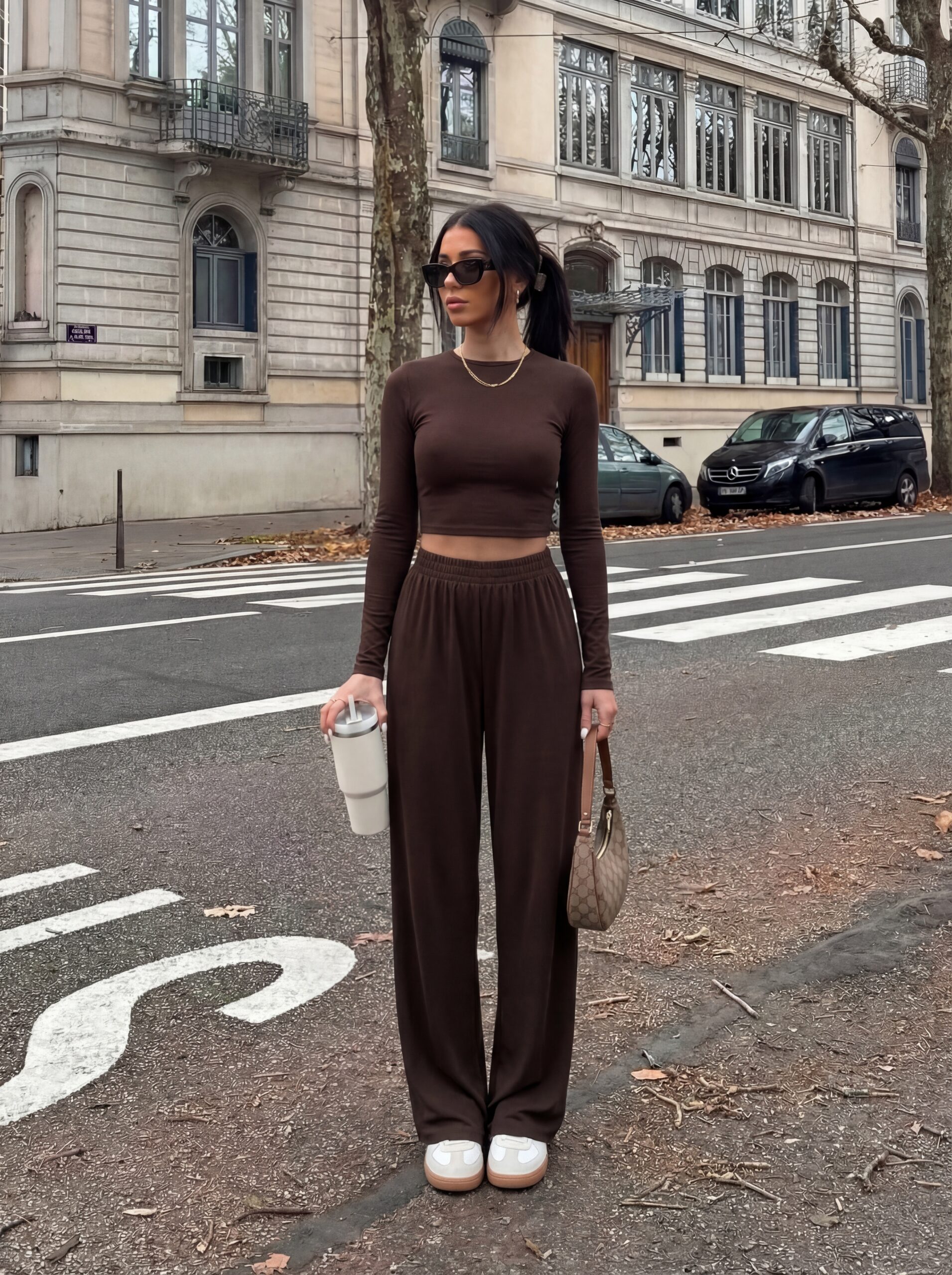 Dvodjelni sleek set Yin - tamnosmeđi 1 set