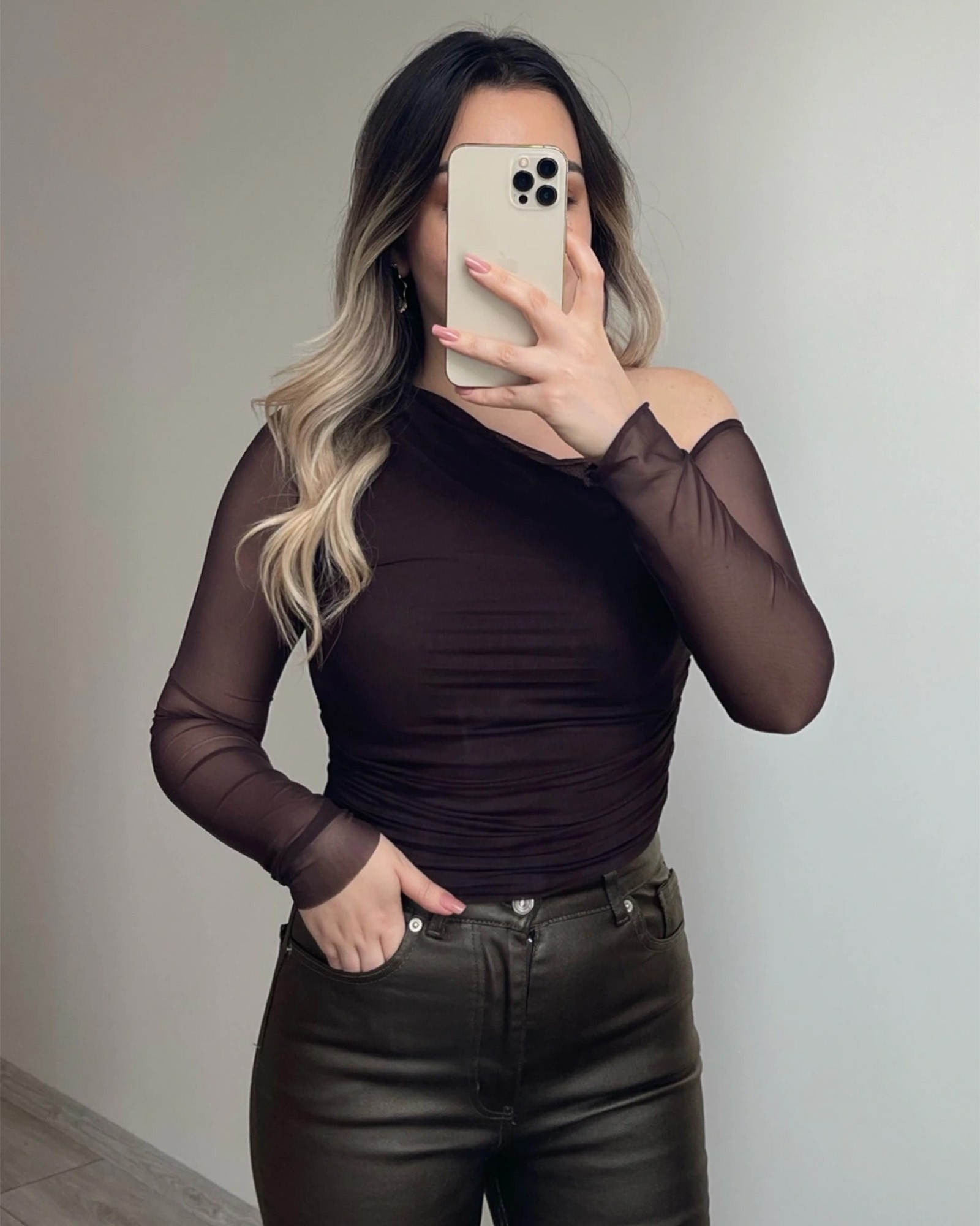 Majica Lorina - smeđa 1 majica