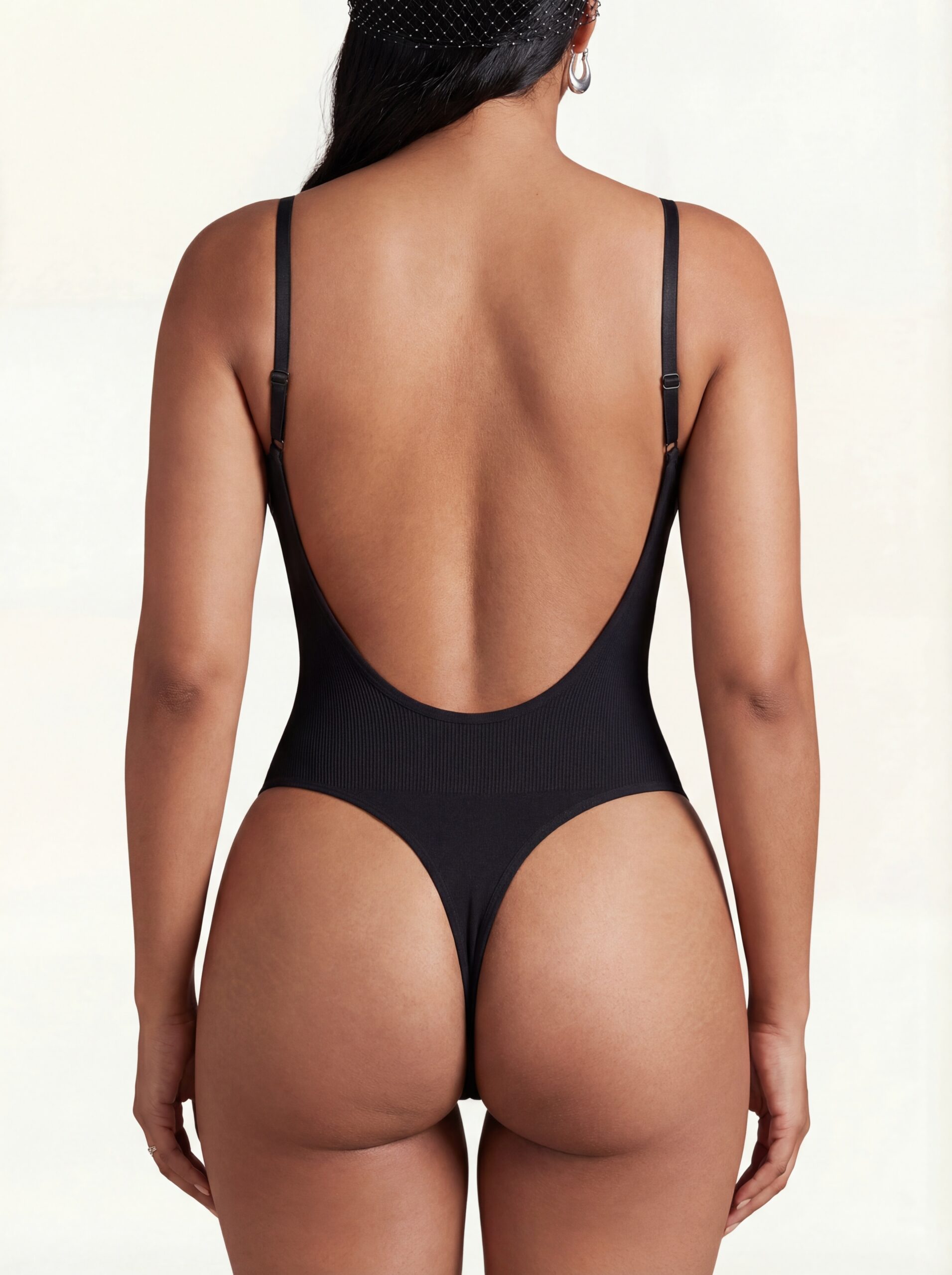 Seamless shapewear body sa otvorenim leđima (tanga kroj) - crni