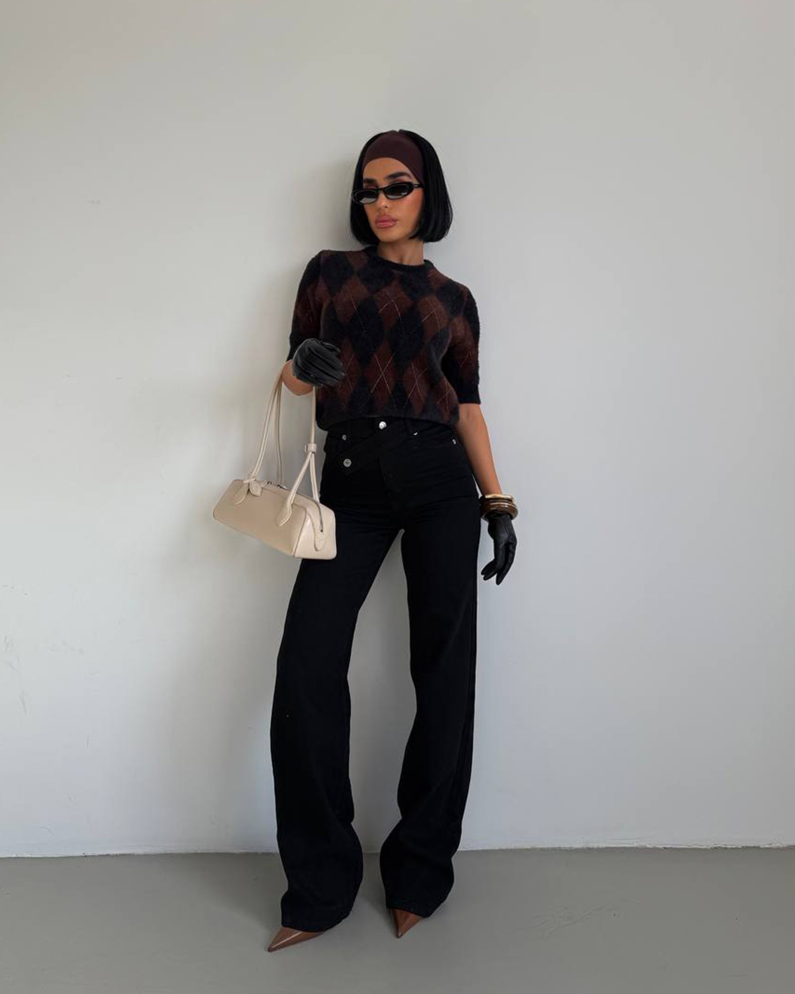 Farmerice na koso kopčanje Mauricio - crne 2 Farmerice na koso kopčanje Mauricio - crne - Slika 2